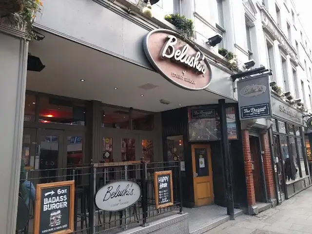 Belushi's London Bridge — sports bar interior